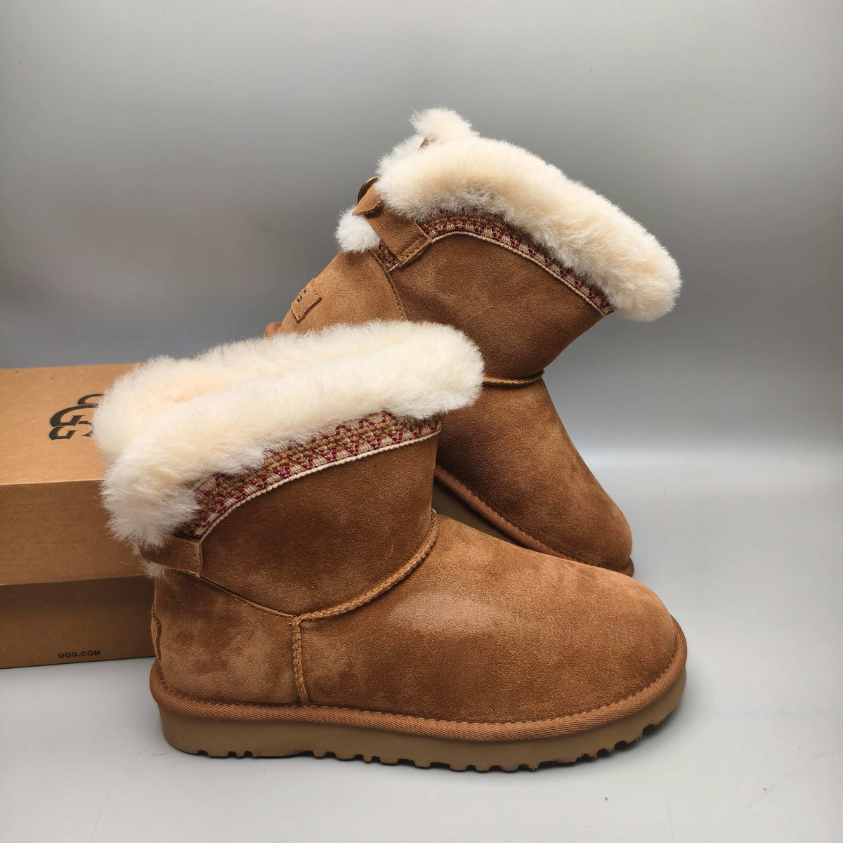 Folk-Inspired Back-Strap Shoes - Chestnut, Model 4517