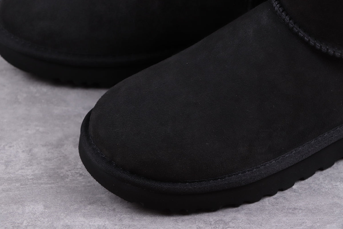 Classic Short II Boots - Black, Model 6223