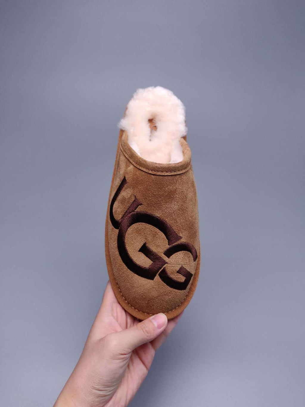 Large G Indoor Slippers - Chestnut, Model 2593