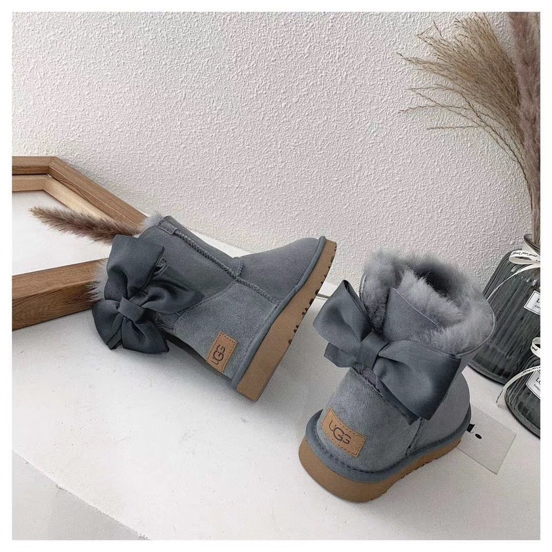 Bow-Detail Ankle Boots - Gray, Model 3130