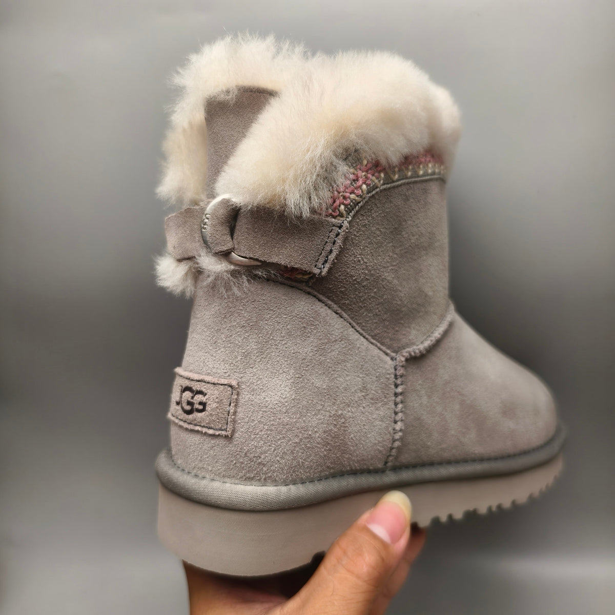 Folk-Inspired Back-Strap Shoes - Gray, Model 4517