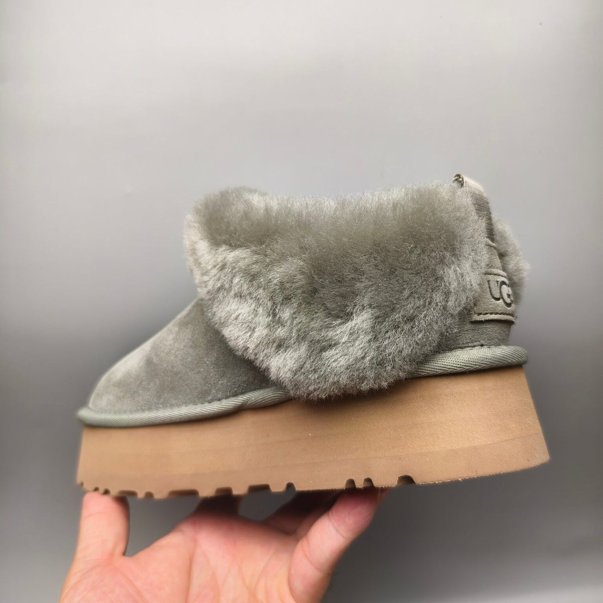 Platform Slip-On Shoes - Green, Suede-Look Style 1393