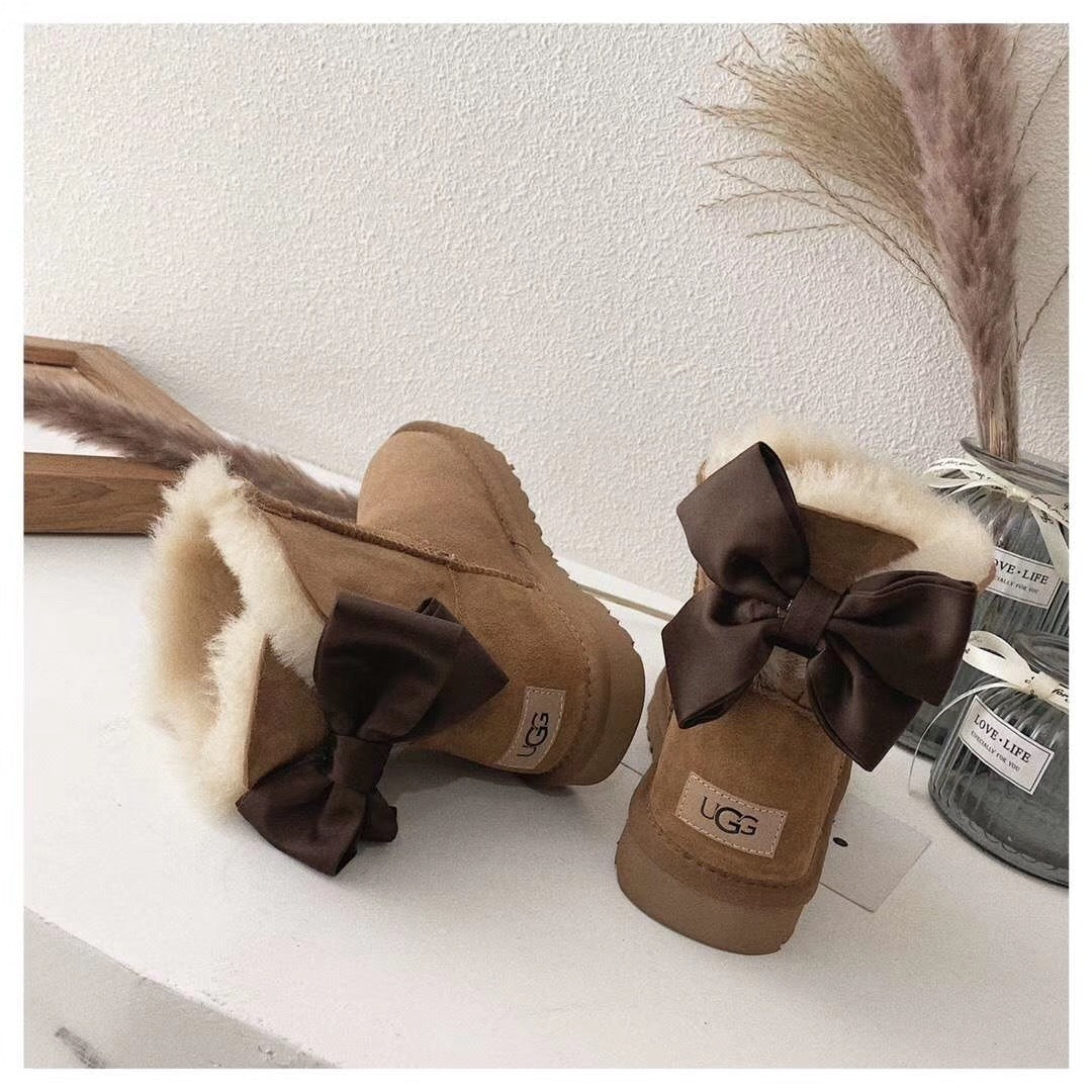 Bow-Detail Ankle Boots - Chestnut, Model 3130