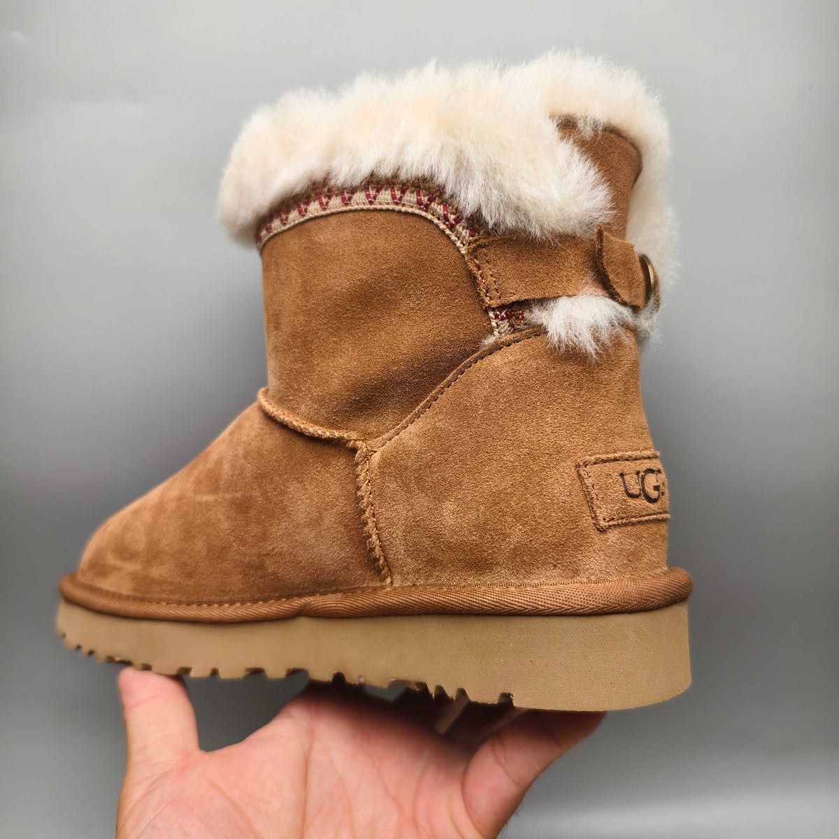 Folk-Inspired Back-Strap Shoes - Chestnut, Model 4517