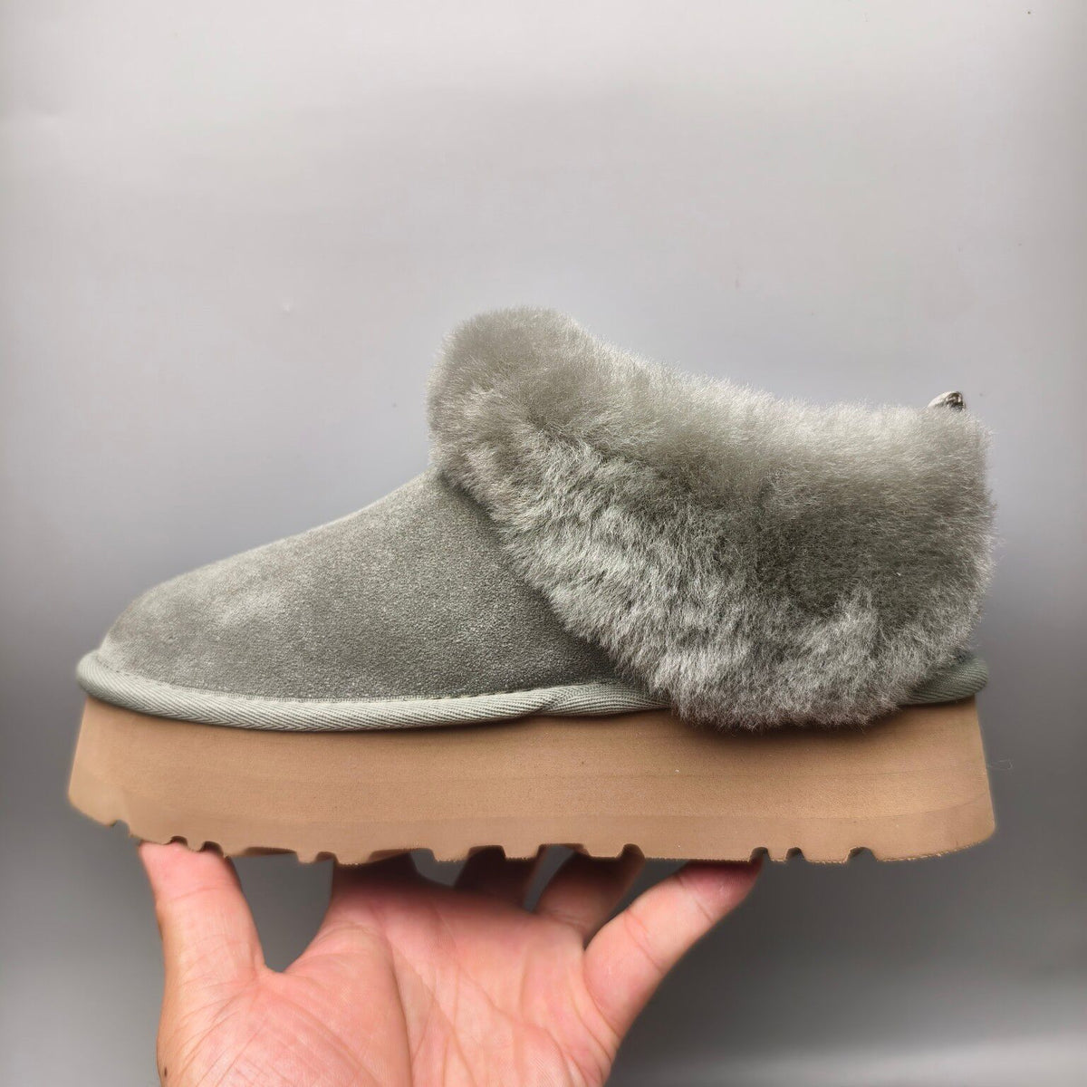 Platform Slip-On Shoes - Green, Suede-Look Style 1393