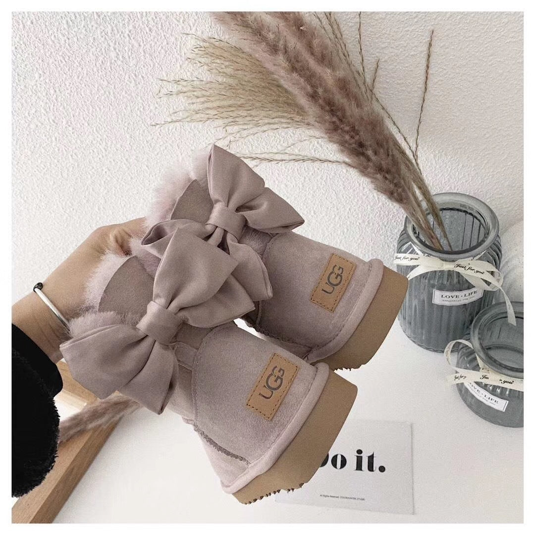 Bow-Detail Ankle Boots - Dusk Pink, Model 3130