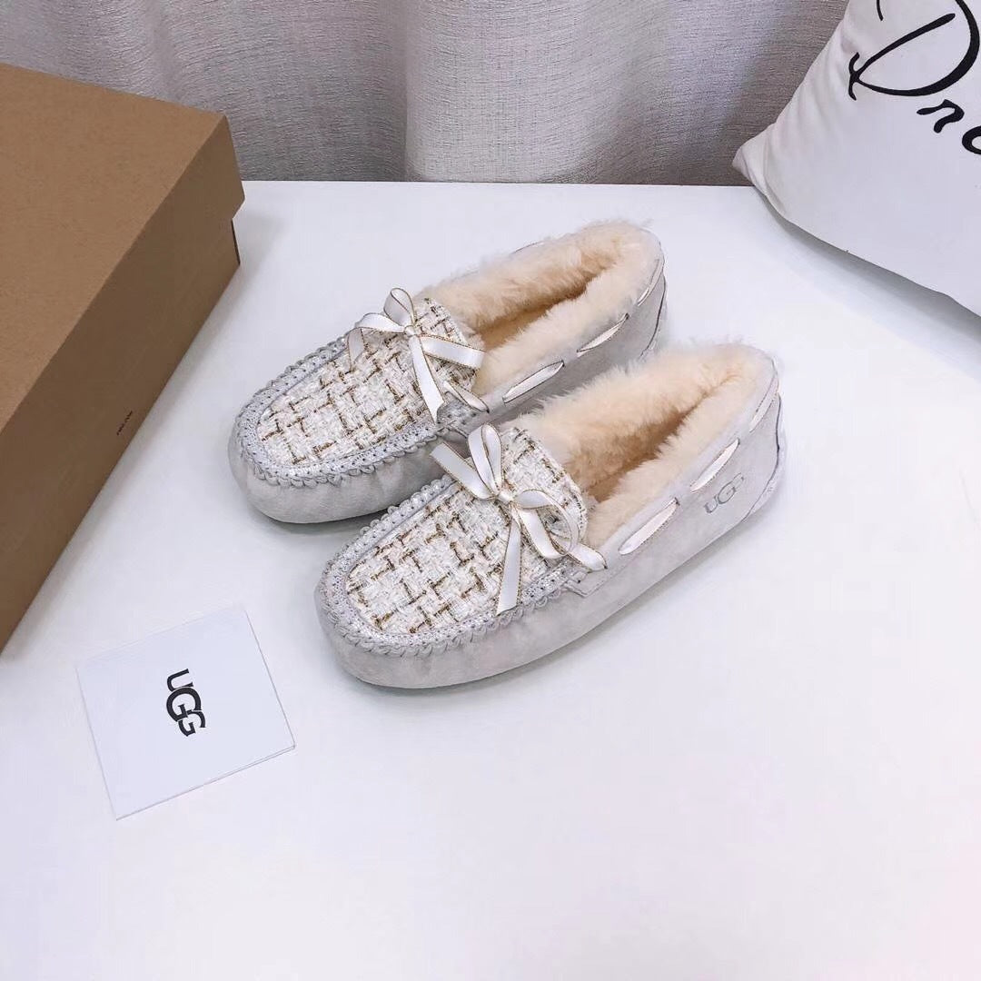 Chic Moccasin-Style Loafers - Pearl White, Model 5623
