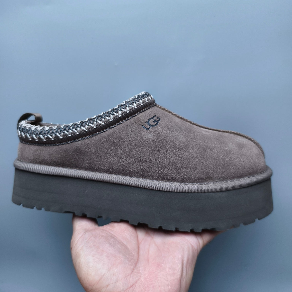 Folk-Inspired Platform Casual Shoes - Walnut, Style 2553 / 2130