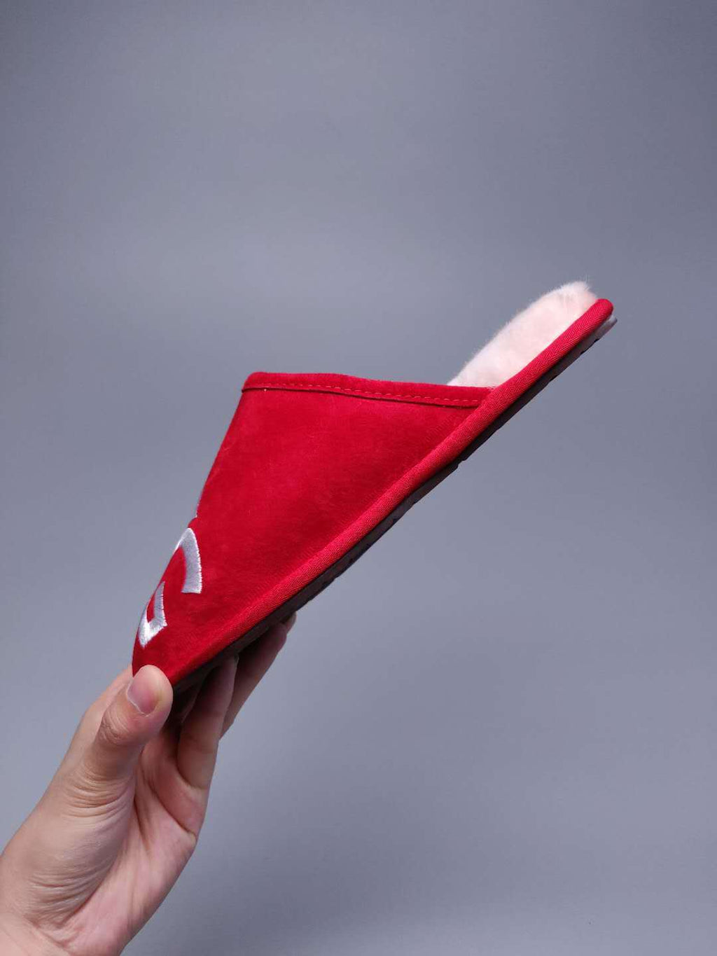 Large G Indoor Slippers - Bright Red, Model 2593