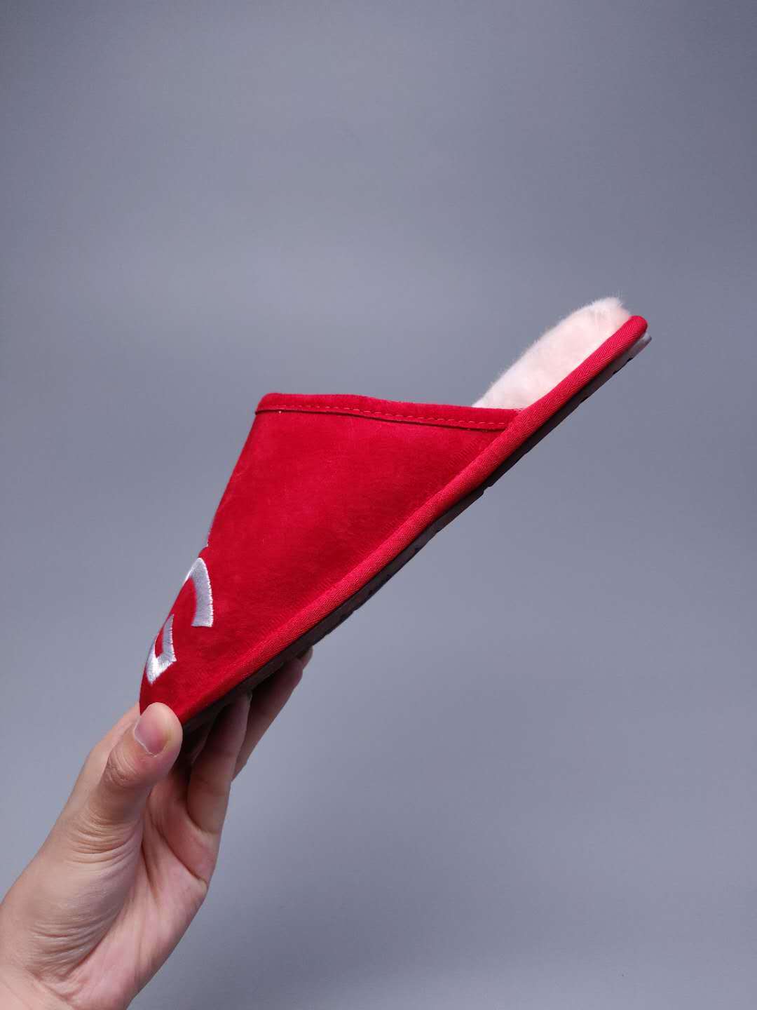 Large G Indoor Slippers - Bright Red, Model 2593