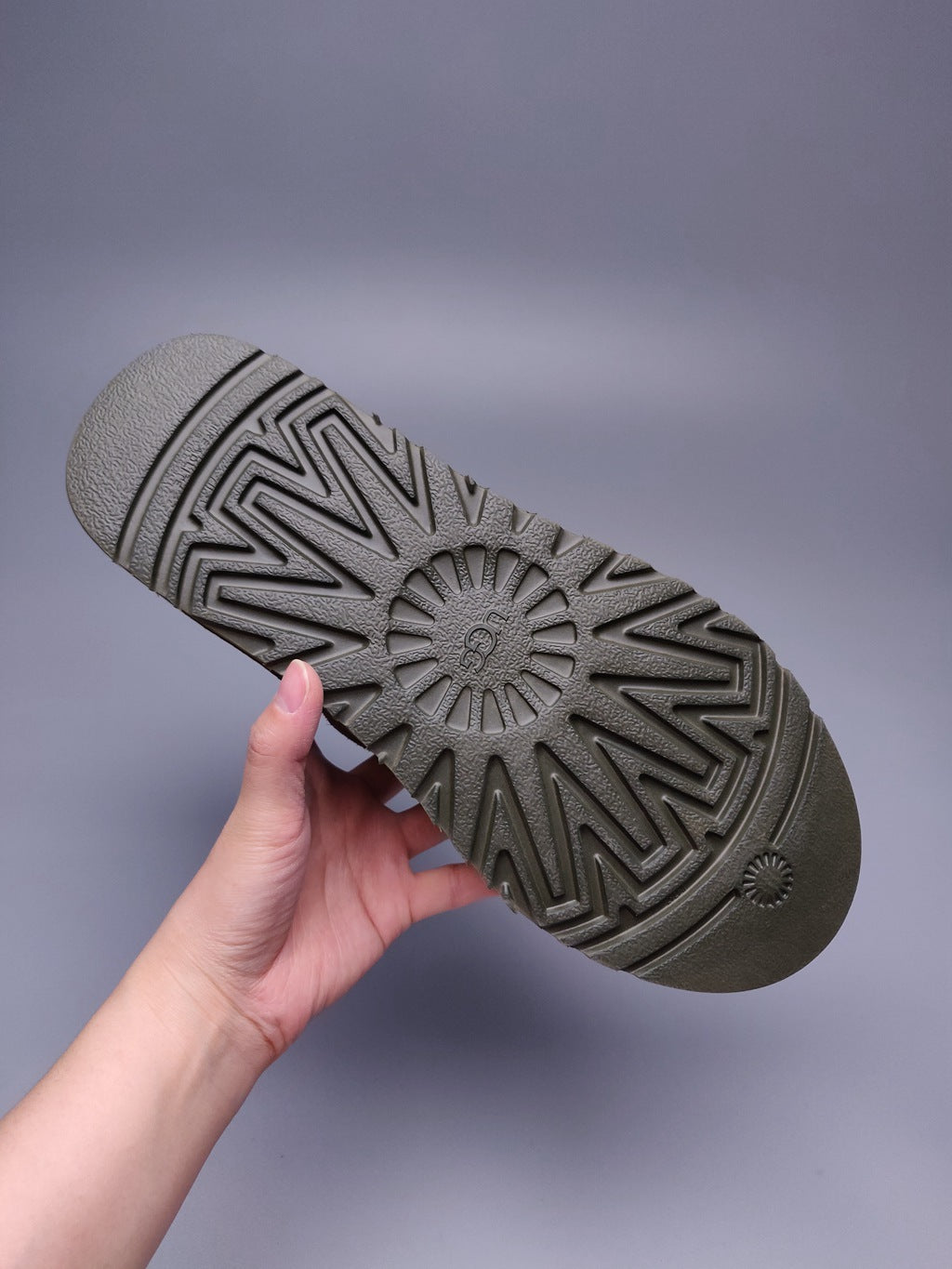 Men's Colorblock Camouflage Shoes - Army Green, Model 4193