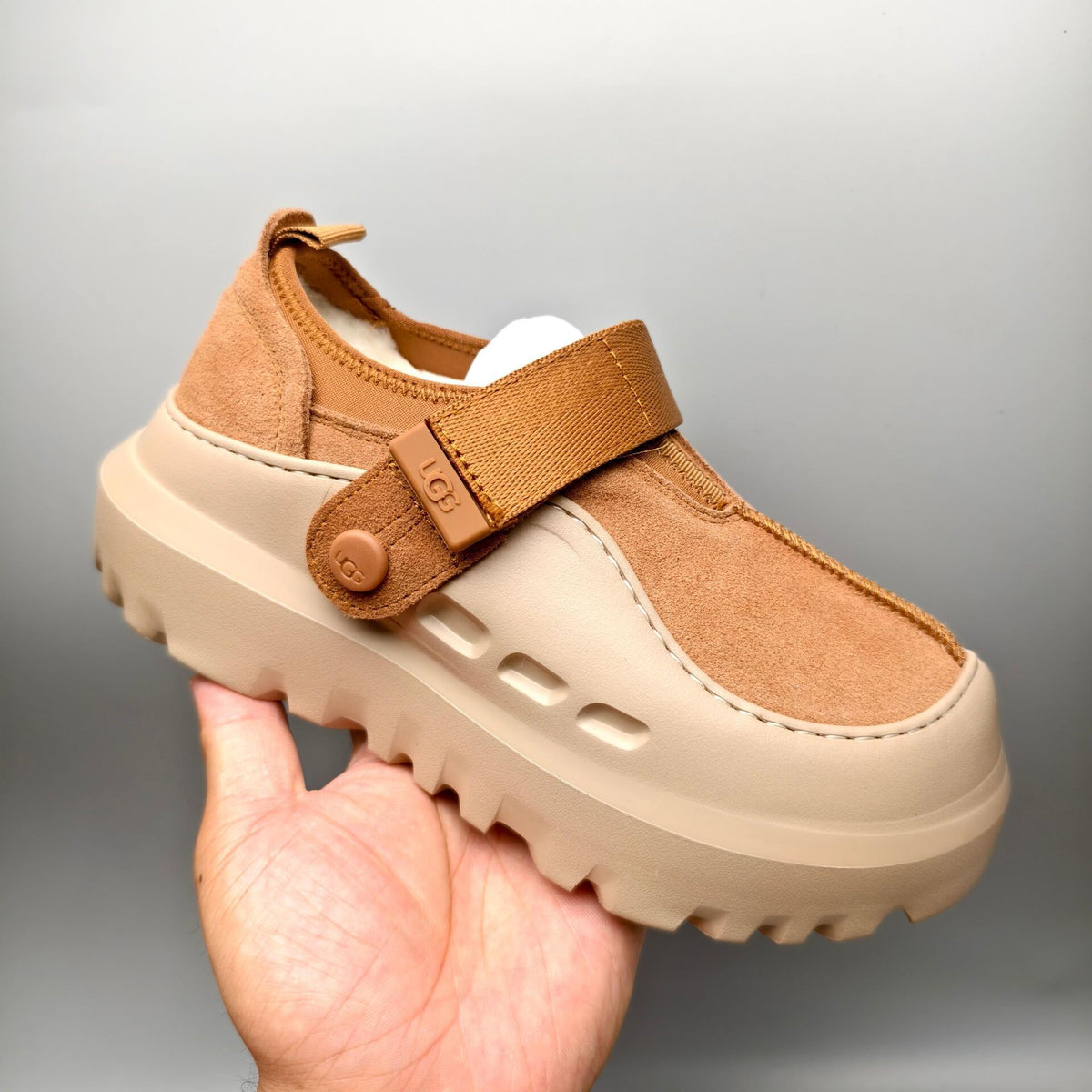 Unisex Slip-On Casual Shoes - Chestnut, Model 7550