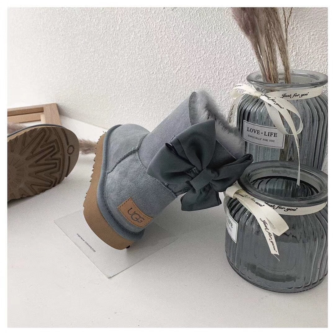Bow-Detail Ankle Boots - Gray, Model 3130