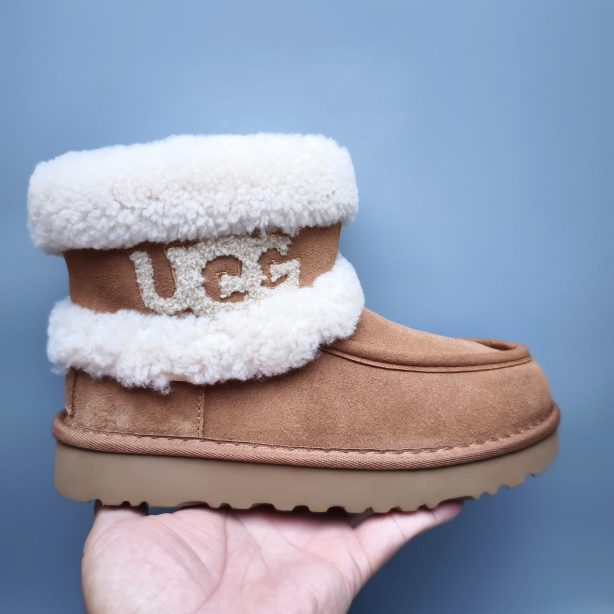 Curly Plush Large Logo Mid-Top Boots - Chestnut, Model 5410