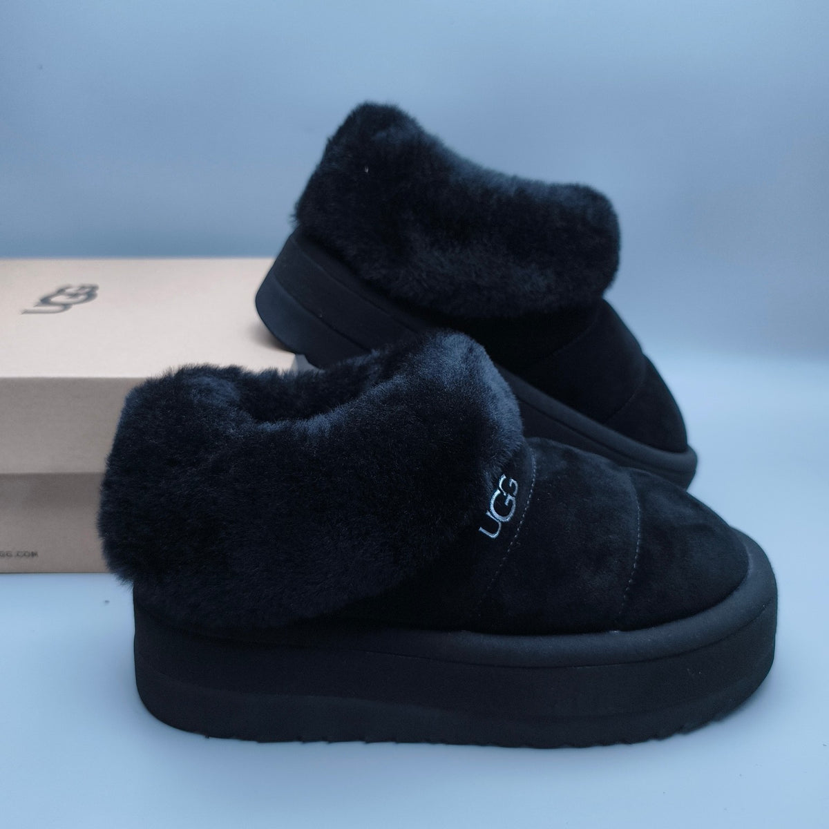 Platform Slip-On Casual Shoes - Black, Model 6390