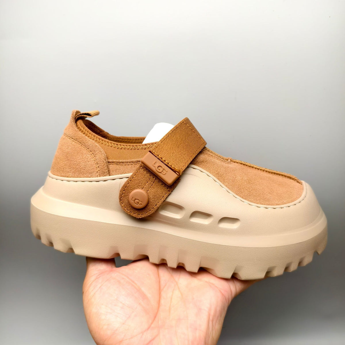 Unisex Slip-On Casual Shoes - Chestnut, Model 7550