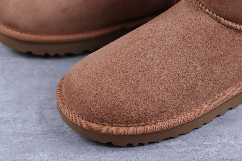 Classic Short II Boots - Chestnut, Model 6223