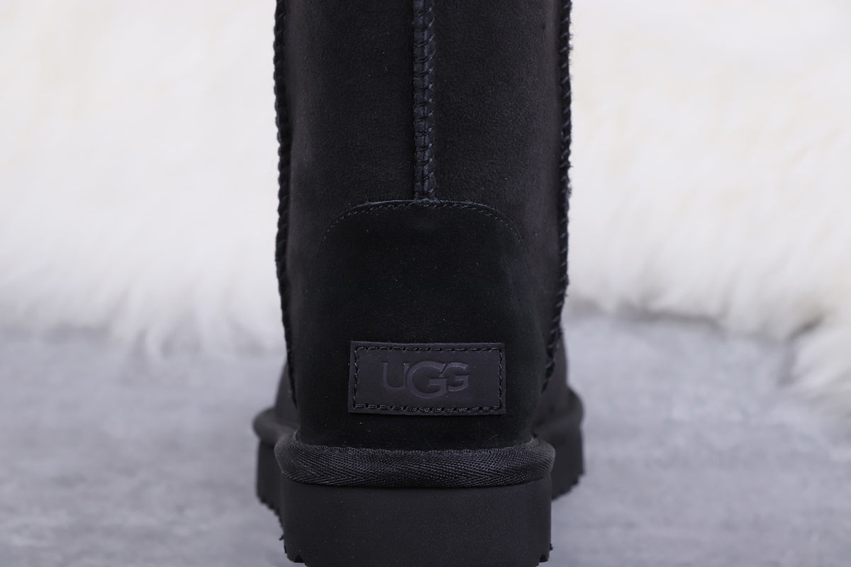Classic Short II Boots - Black, Model 6223