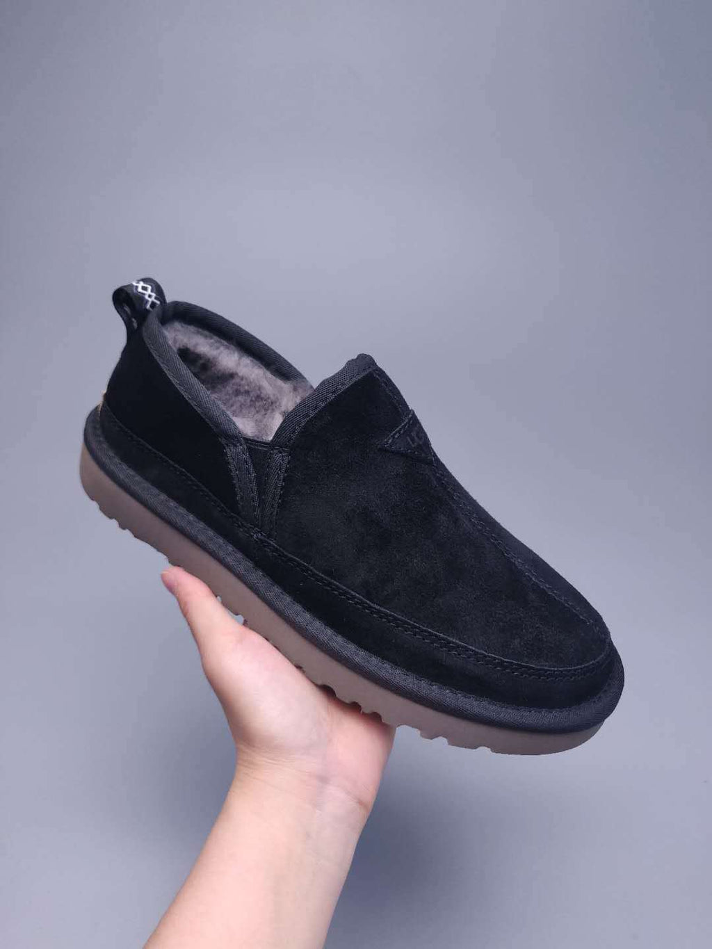 Men's Slip-On Low-Top Casual Shoes - Black, Model 3455