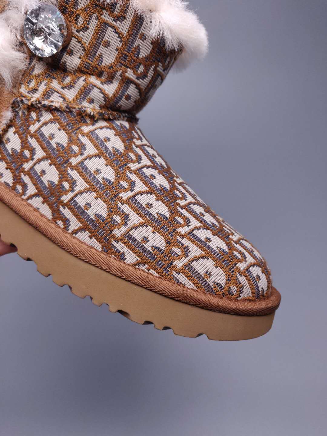Fabric-Texture Shoes - Chestnut, Model 6554