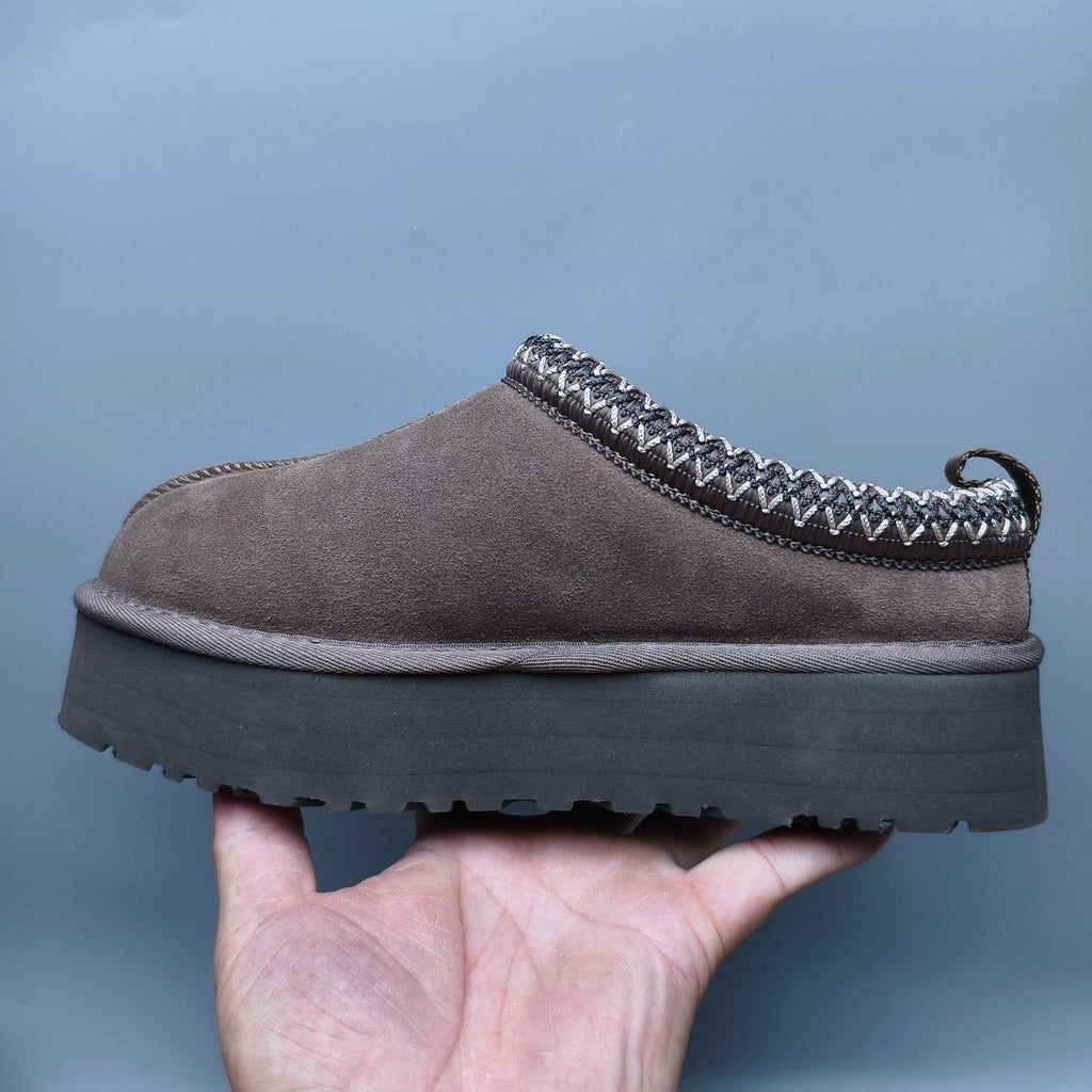 Folk-Inspired Platform Casual Shoes - Walnut, Style 2553 / 2130