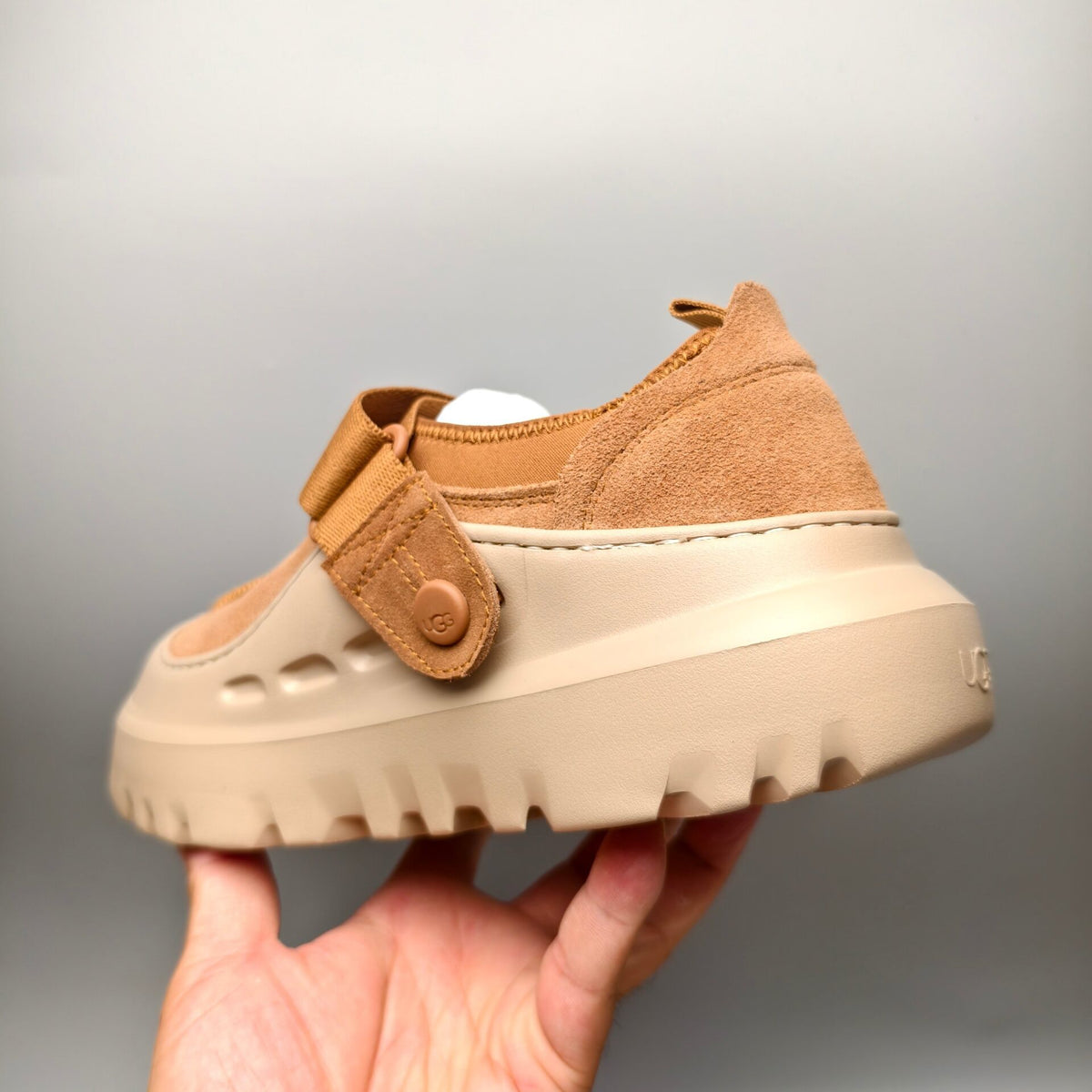 Unisex Slip-On Casual Shoes - Chestnut, Model 7550