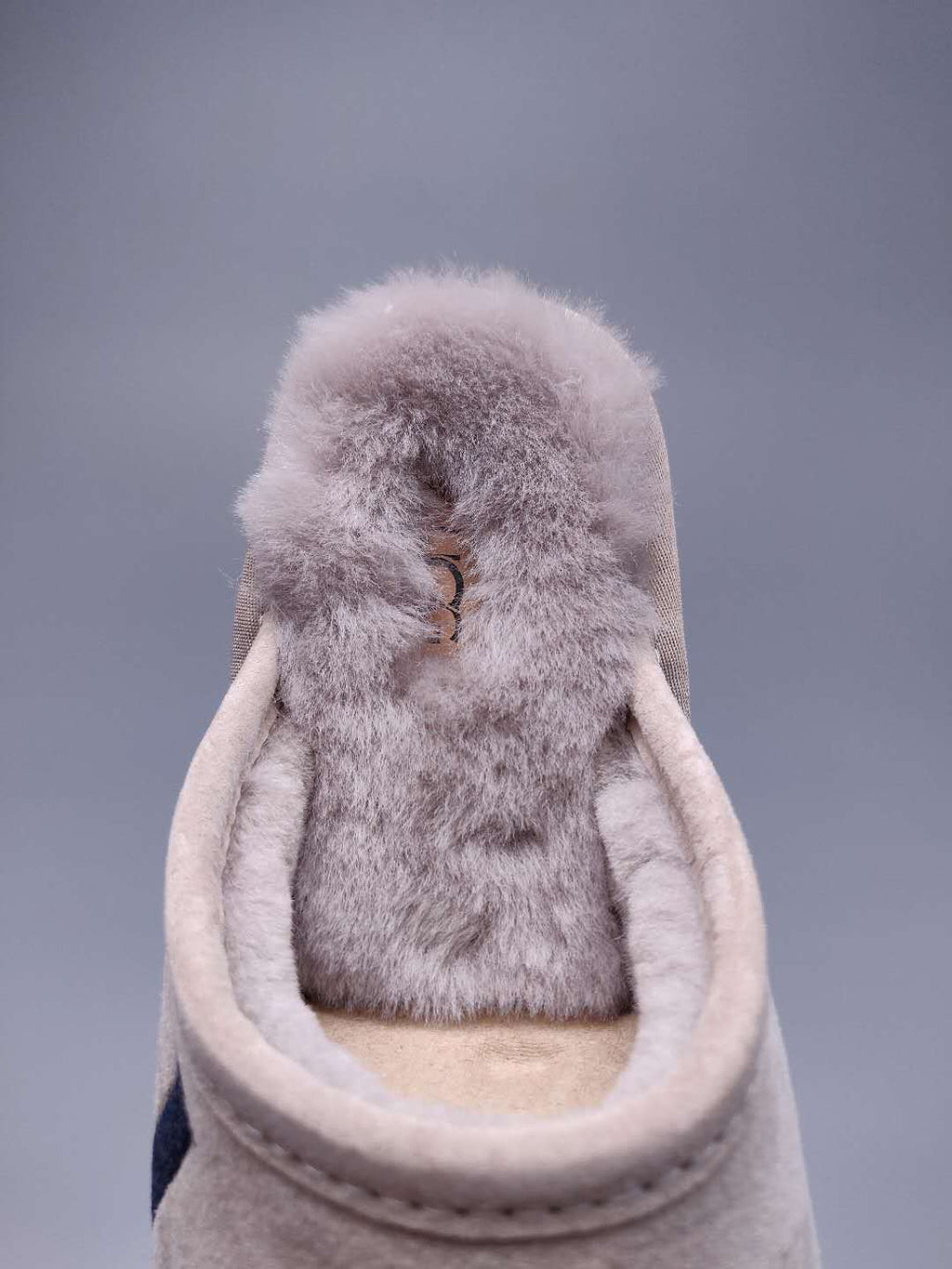 Large G Indoor Slippers - Gray, Model 2593
