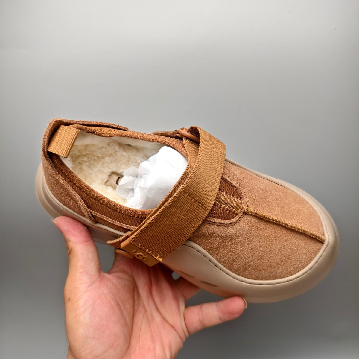 Unisex Slip-On Casual Shoes - Chestnut, Model 7550
