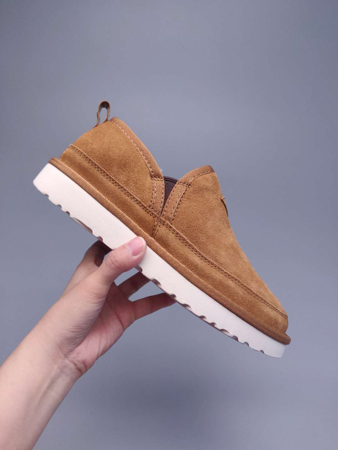 Men's Slip-On Low-Top Casual Shoes - Chestnut, Model 3455
