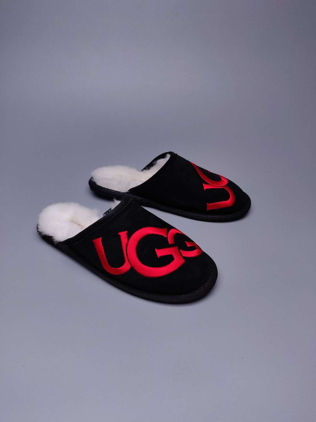 Large G Indoor Slippers - Black, Model 2593