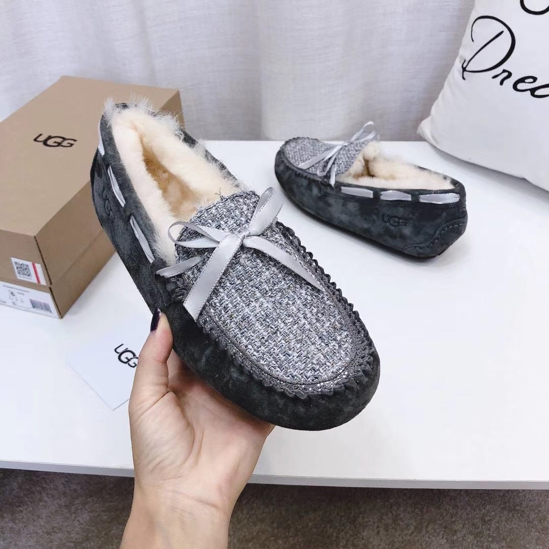 Chic Moccasin-Style Loafers - Gray, Model 5623