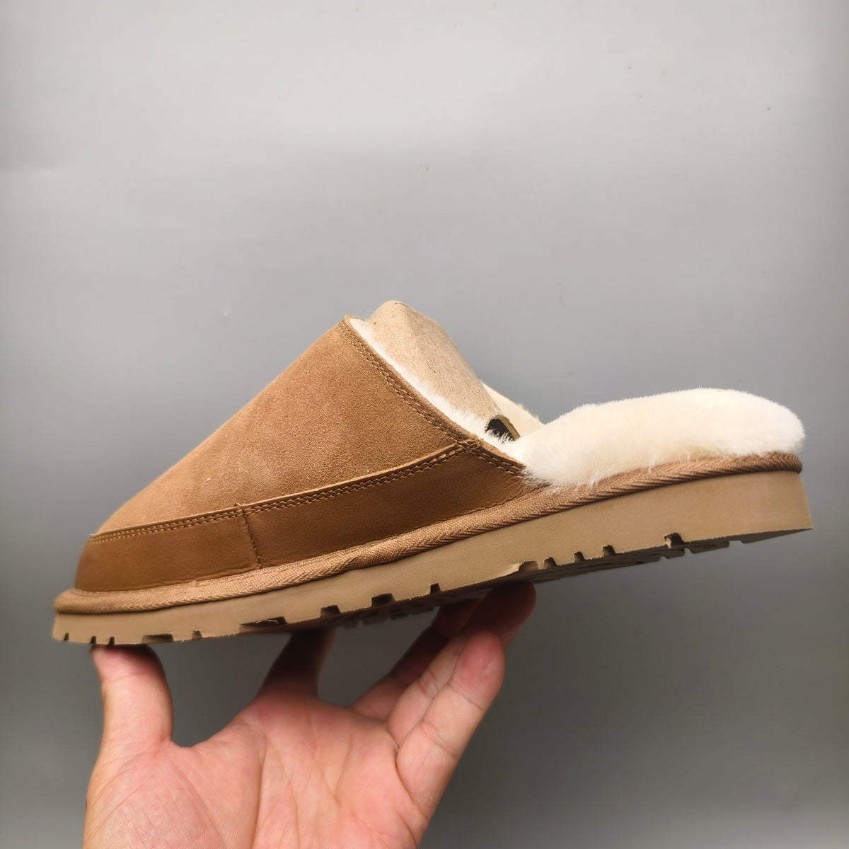 Men's Ultralight Fluffy Casual Slippers - Chestnut, Model 4585