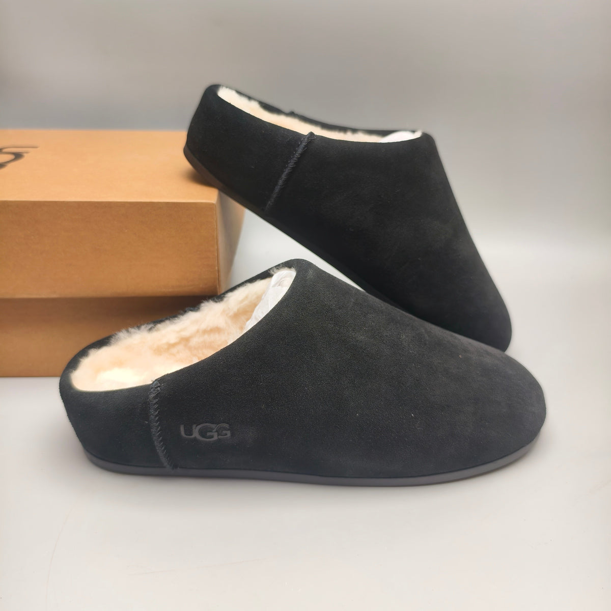 Slip-On Casual House Shoes - Black, Model 1390