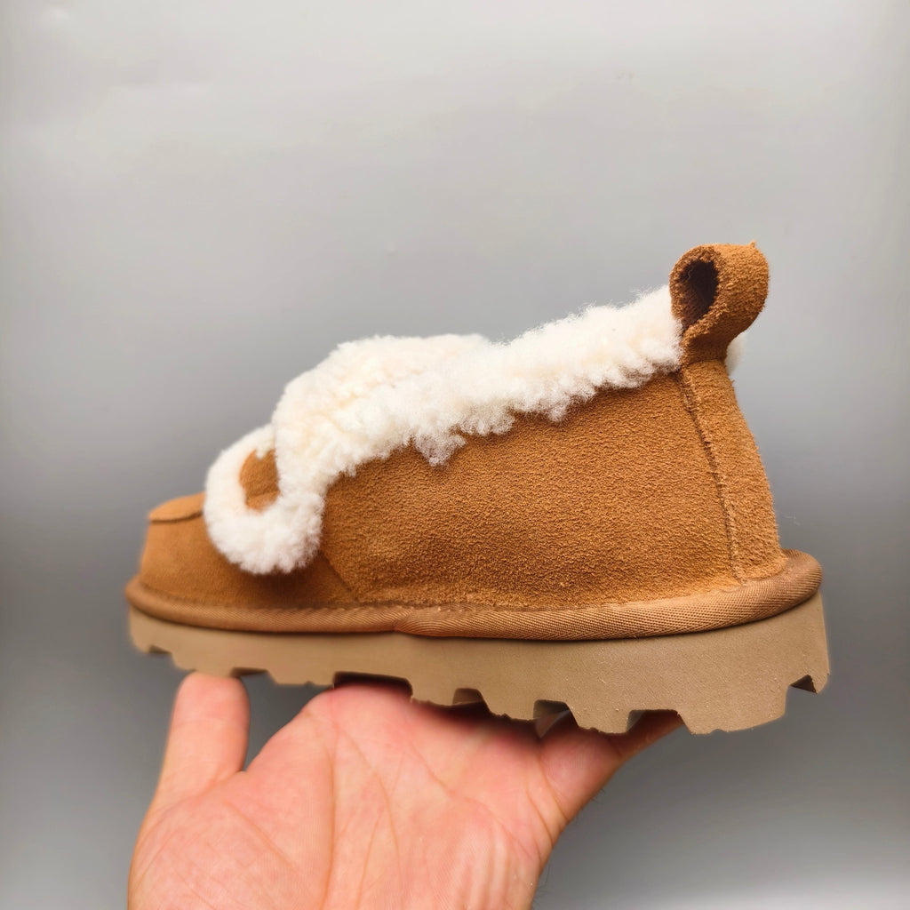 Large Logo Closed-Back Casual Shoes - Chestnut, Model 2939