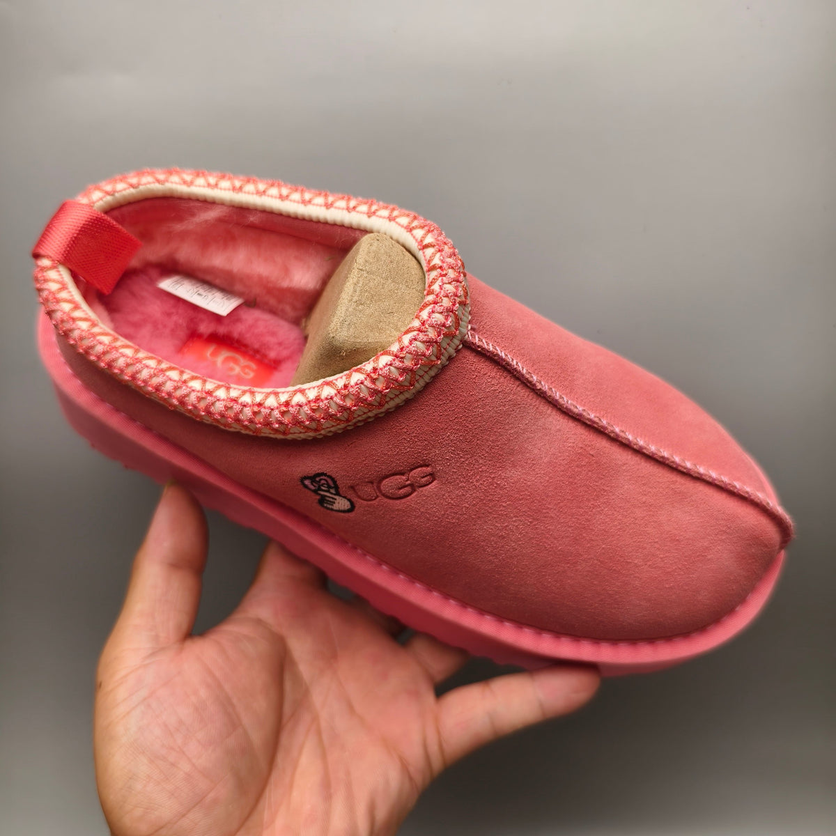 Folk-Inspired Platform Casual Shoes - Fuchsia, Style 2553 / 2130