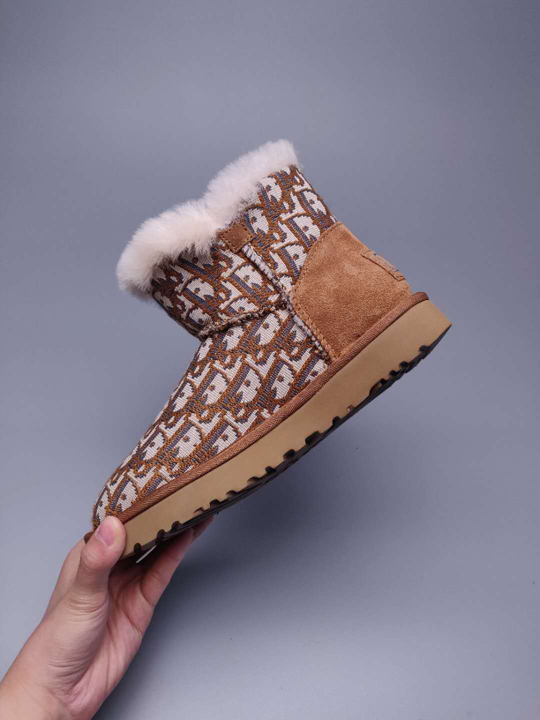 Fabric-Texture Shoes - Chestnut, Model 6554