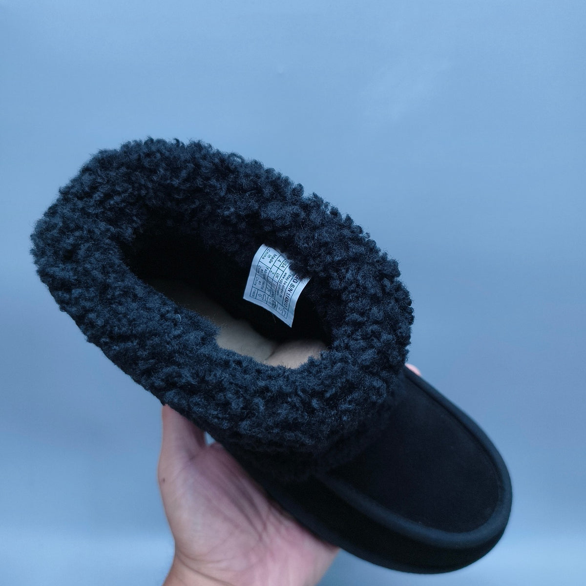 Curly Plush Large Logo Mid-Top Boots - Black, Model 5410