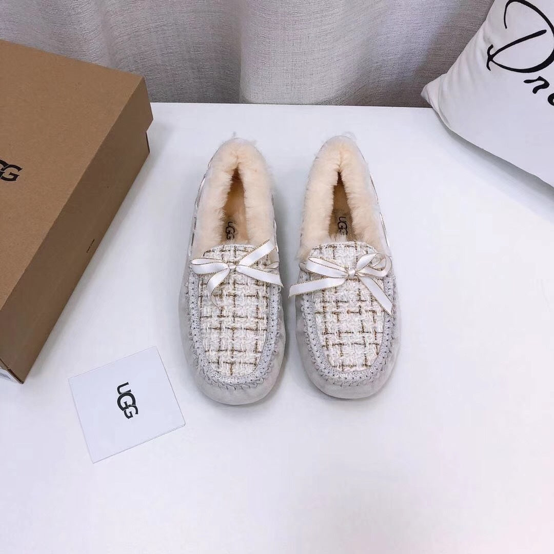 Chic Moccasin-Style Loafers - Pearl White, Model 5623
