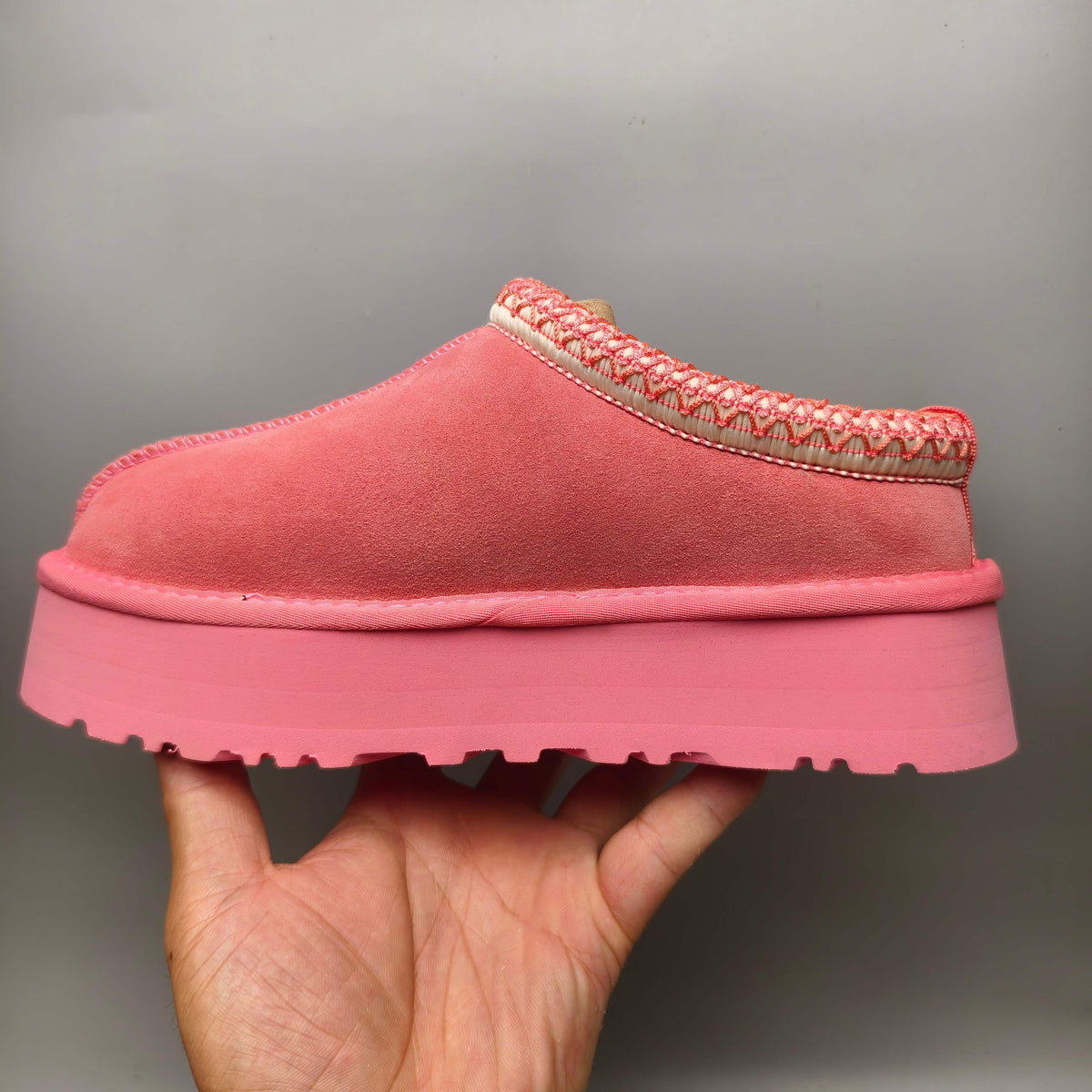 Folk-Inspired Platform Casual Shoes - Fuchsia, Style 2553 / 2130