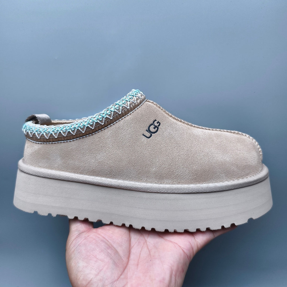 Folk-Inspired Platform Casual Shoes - Beige, Style 2553 / 2130