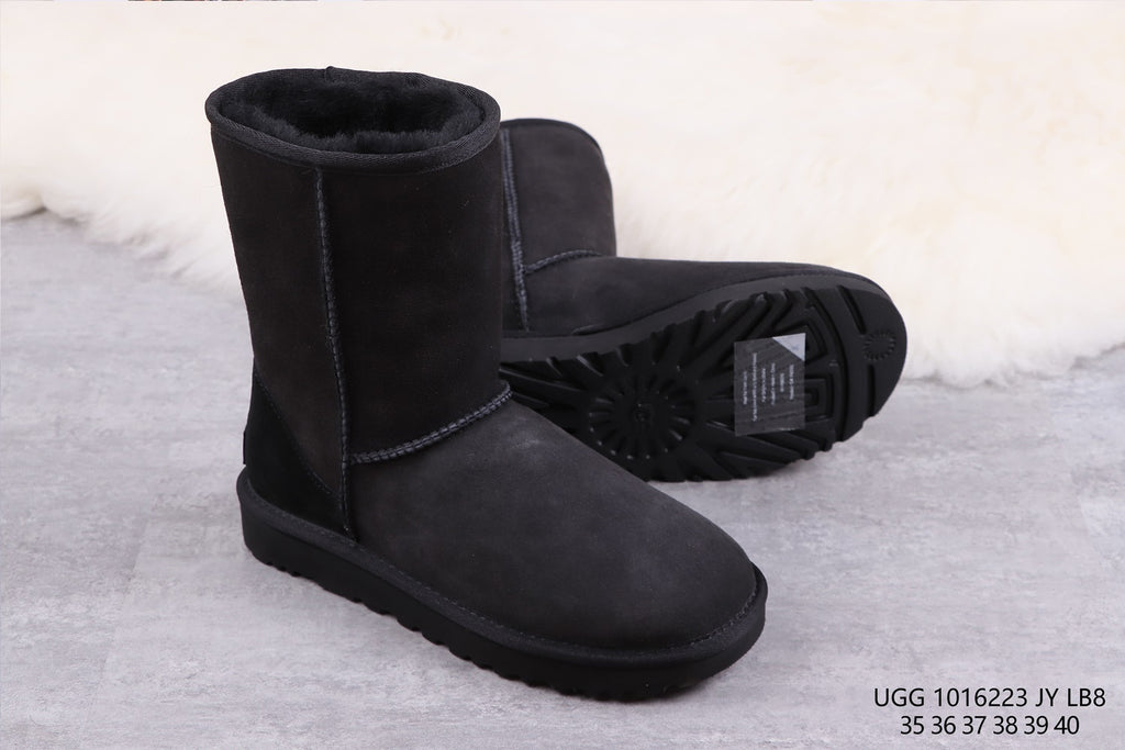 Classic Short II Boots - Black, Model 6223