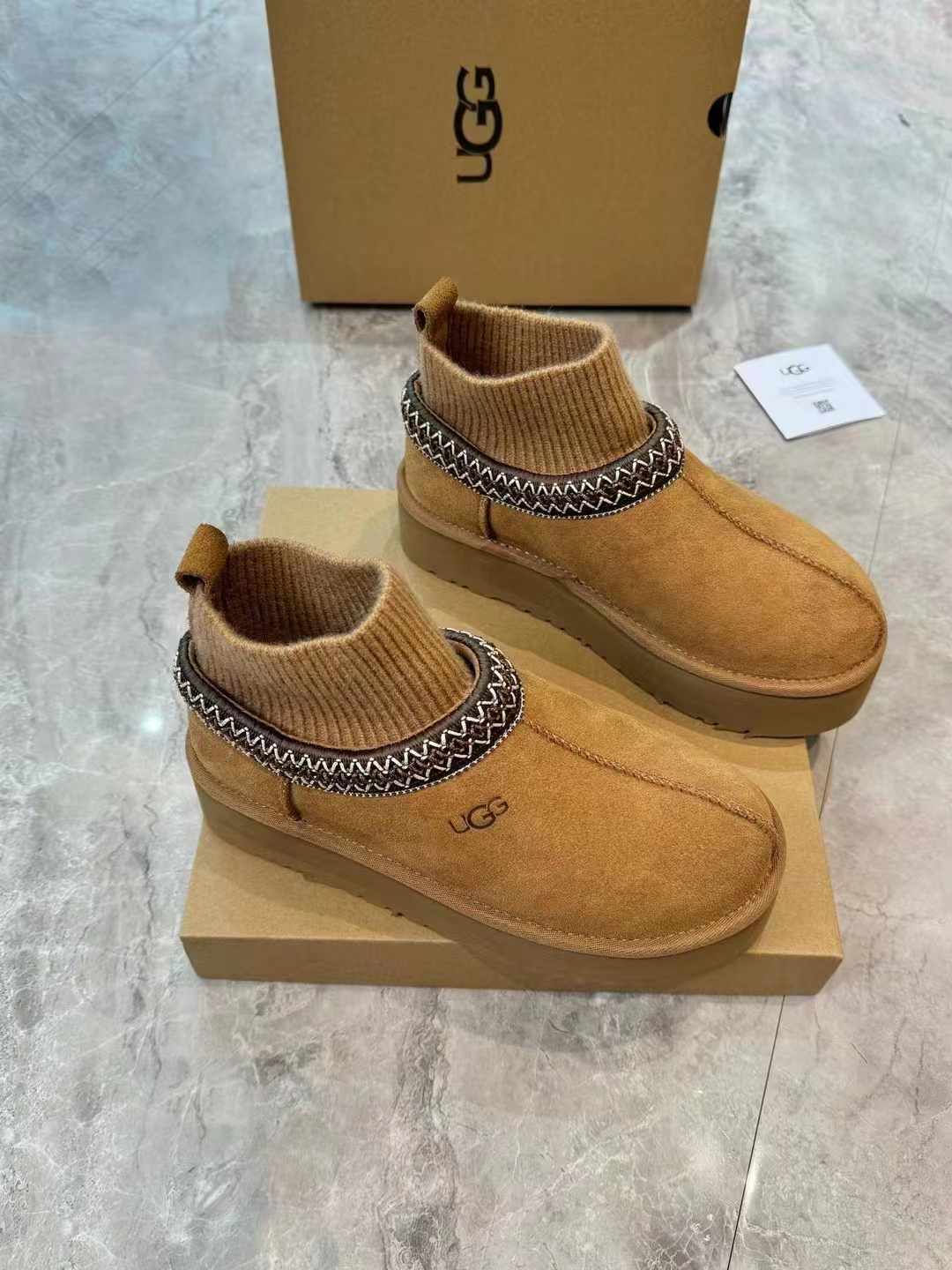 Suede Snow Boots with Wool-Blend Sock Cuffs - Folk-Inspired Style 1125956