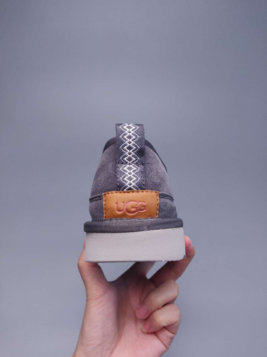 Men's Slip-On Low-Top Casual Shoes - Gray, Model 3455