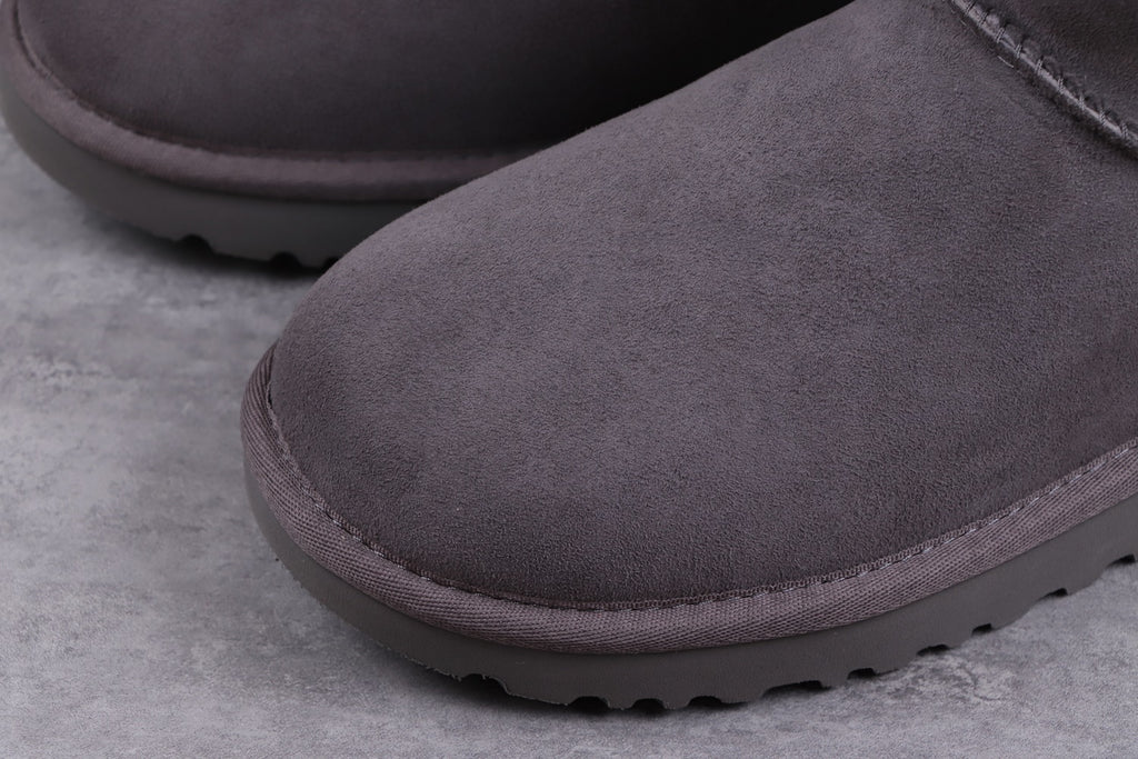 Classic Short II Boots - Gray, Model 6223